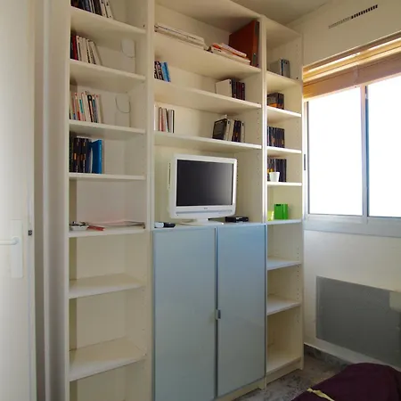 Le Front De Lejlighed *